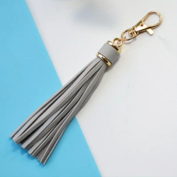 🆕️ Leather Tassel Keychain, 5.5” inch Pendant Charms, Handbag Phone Key - Picture 10 of 15